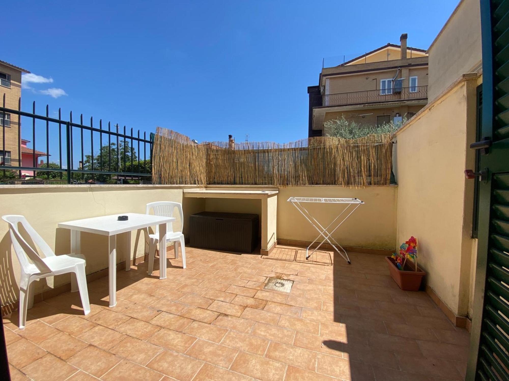 Appartamento Moderno A 15 Minuti Dal Centro Di Roma Exterior foto